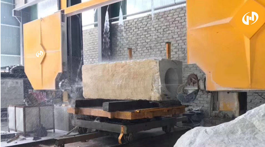 Classification des machines à pierre